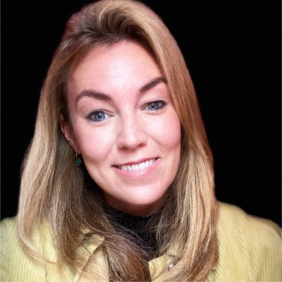 Woman smiling, Treasury Career Corner LIVE, Amsterdam